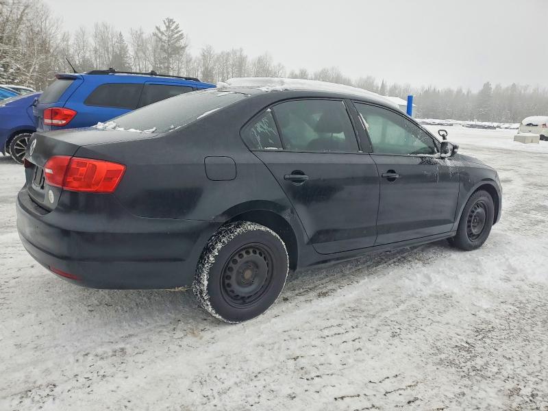 Photo 3 from auction – 2011 VOLKSWAGEN JETTA with VIN 3VWBK7AJ2BM375548