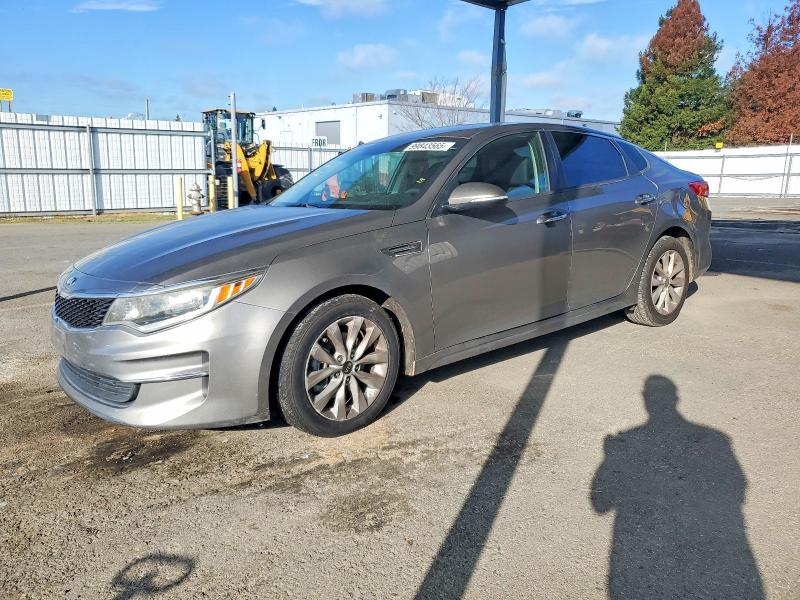 KIA OPTIMA 2016 z numerem VIN 5XXGT4L38GG083155 - Zdjęcie z aukcji