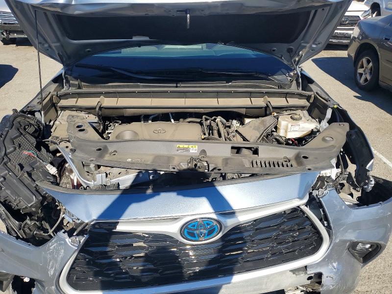 Photo 11 from auction – 2024 TOYOTA HIGHLANDER with VIN 5TDZARAH7RS529386
