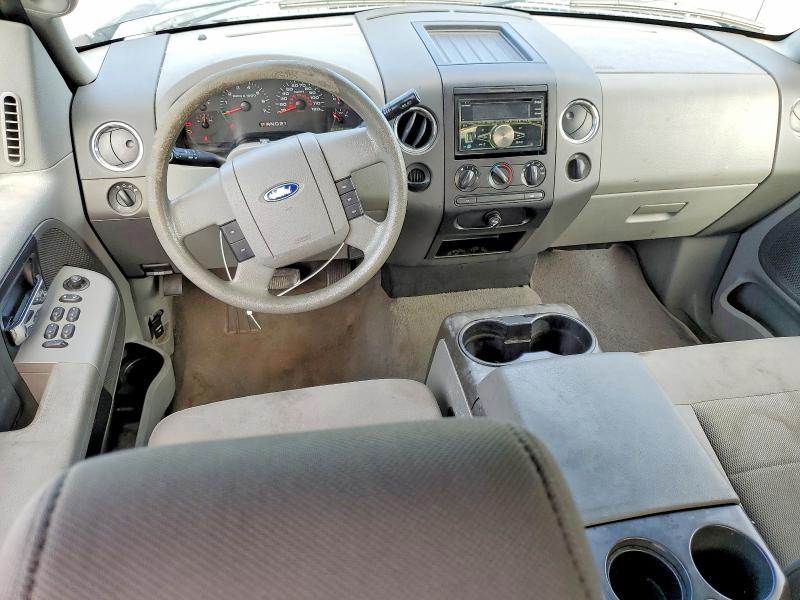 Photo 8 from auction – 2006 FORD F150 with VIN 1FTRX12W06NB09449