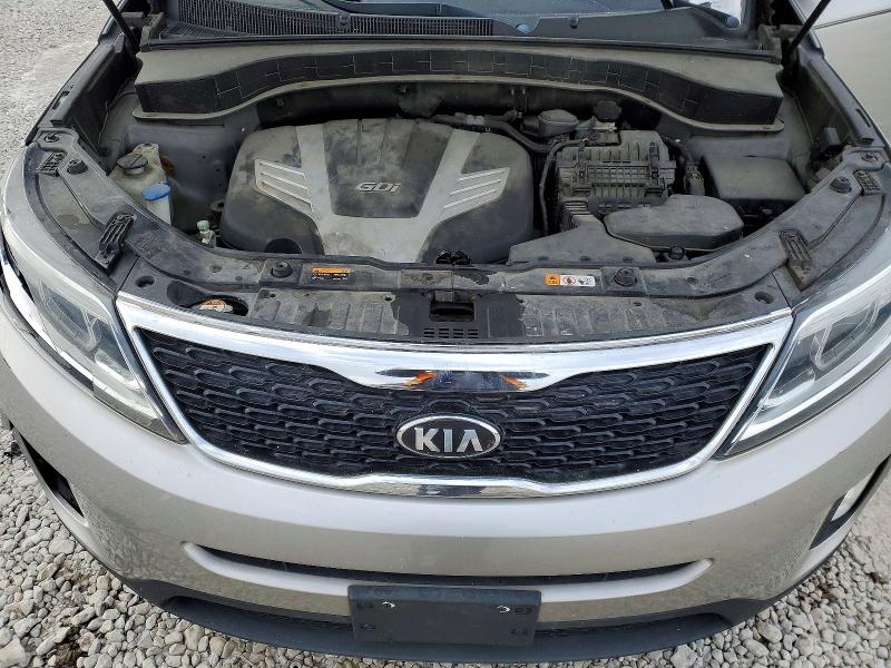 Photo 12 from auction – 2014 KIA SORENTO with VIN 5XYKT4A73EG447989