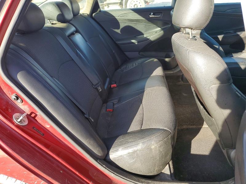 Photo 10 from auction – 2012 HYUNDAI SONATA SE with VIN 5NPEC4AC7CH337849
