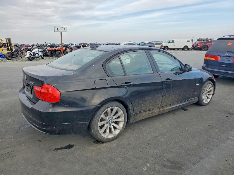 Photo 3 from auction – 2011 BMW 328 I SULE with VIN WBAPH5G58BNM71578
