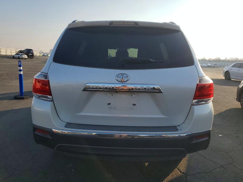 Photo 6 from auction – 2013 TOYOTA HIGHLANDER with VIN 5TDZK3EH2DS124047