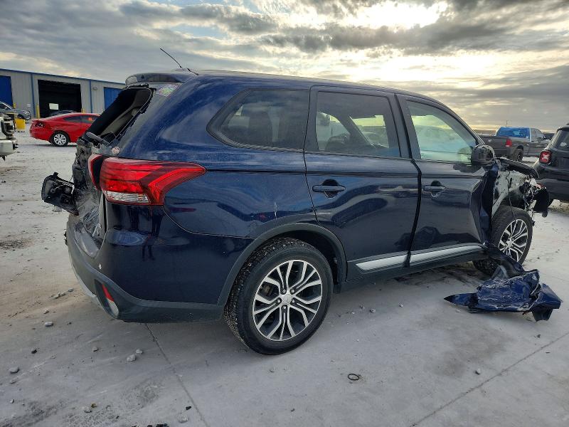 Photo 3 from auction – 2016 MITSUBISHI OUTLANDER with VIN JA4AD2A30GZ028877