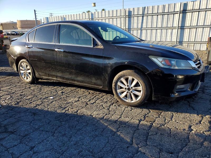 Photo 4 from auction – 2014 HONDA ACCORD with VIN 1HGCR3F83EA021977