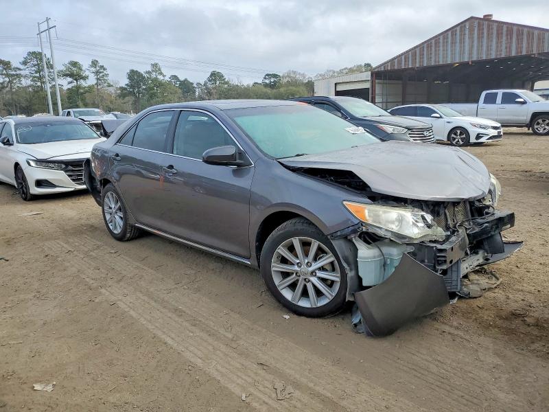 Photo 4 from auction – 2014 TOYOTA CAMRY L with VIN 4T4BF1FKXER348279