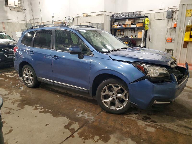 Photo 4 from auction – 2018 SUBARU FORESTER 2 with VIN JF2SJAWC4JH591810
