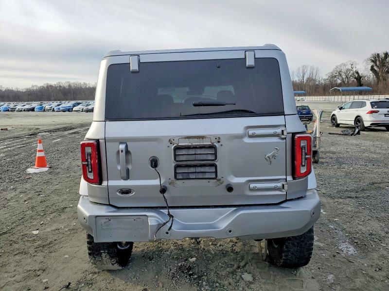 Zdjęcie 6 z aukcji – 2022 FORD BRONCO BAS z VIN 1FMDE5DH8NLB02857