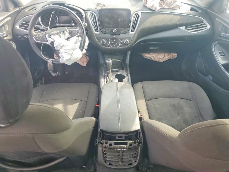 Photo 8 from auction – 2018 CHEVROLET MALIBU LT with VIN 1G1ZD5STXJF230894