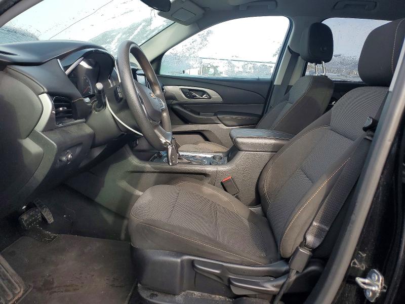 Photo 7 from auction – 2018 CHEVROLET TRAVERSE L with VIN 1GNERFKW4JJ161597