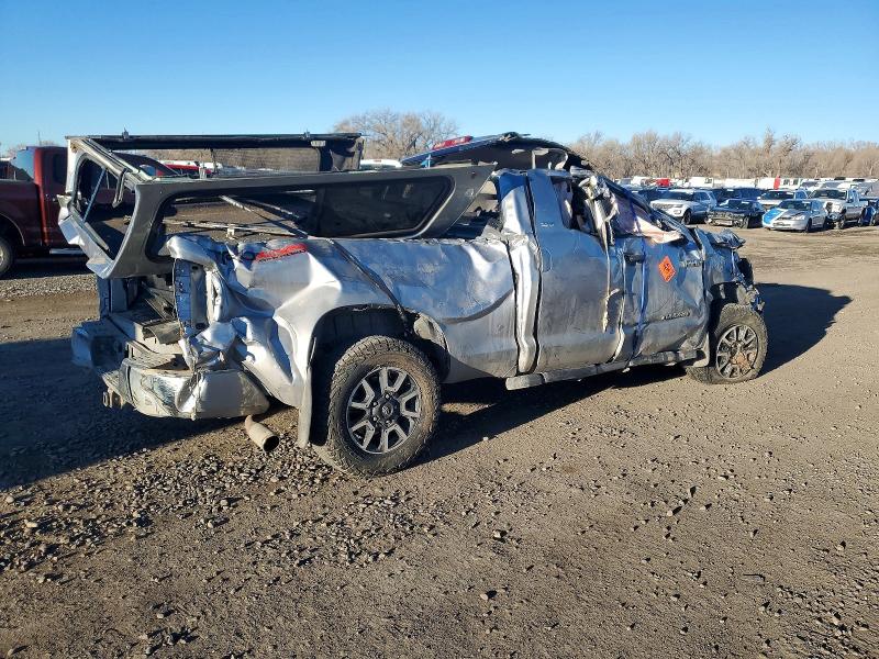Photo 3 from auction – 2014 TOYOTA TUNDRA with VIN 5TFUY5F16EX389488