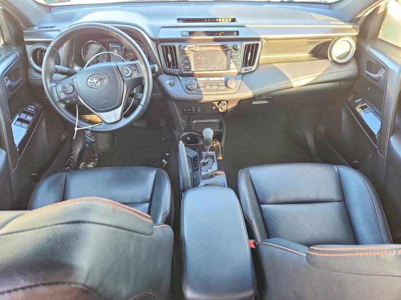 Photo 8 from auction – 2016 TOYOTA RAV4 SE with VIN JTMJFREV4GJ075218