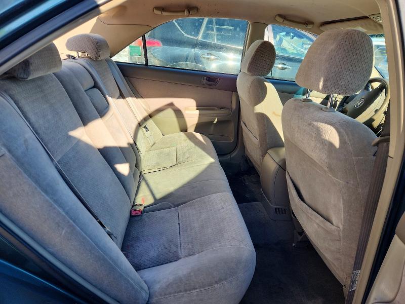 Photo 10 from auction – 2002 TOYOTA CAMRY with VIN 4T1BE32K92U508081