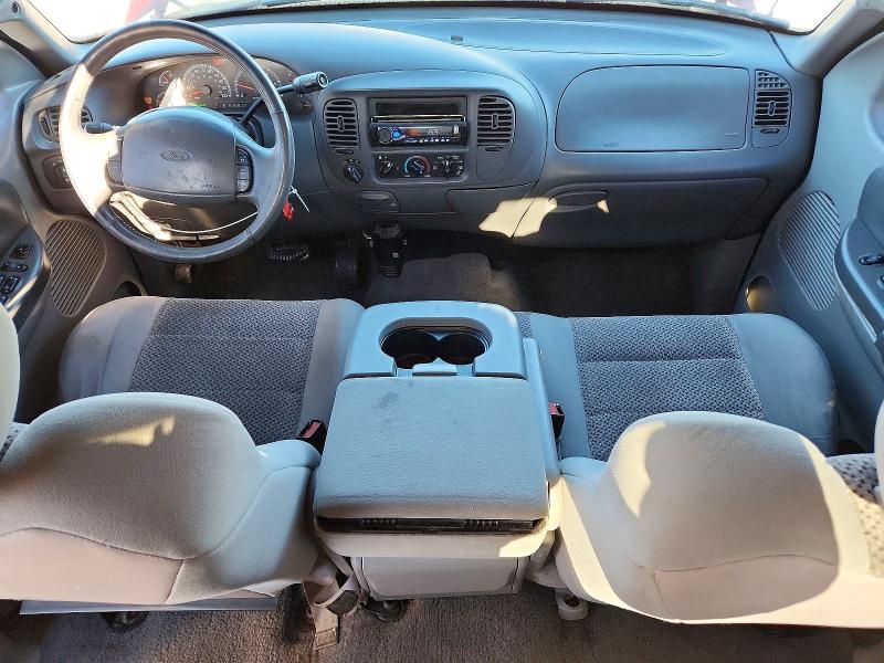 Photo 8 from auction – 2002 FORD F150 with VIN 1FTRW08LX2KA71931