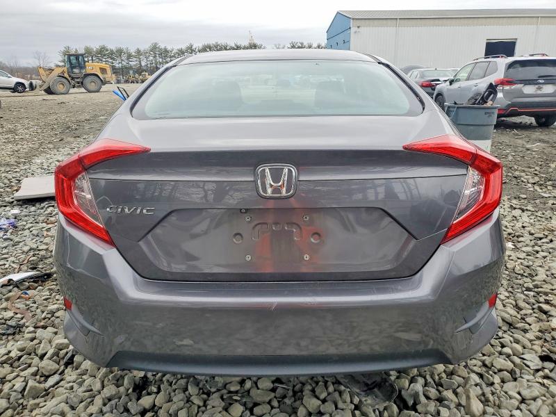 Photo 6 from auction – 2017 HONDA CIVIC LX with VIN 2HGFC2F55HH558368