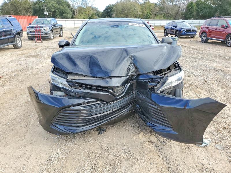 Photo 5 from auction – 2018 TOYOTA CAMRY L with VIN 4T1B11HK2JU115545
