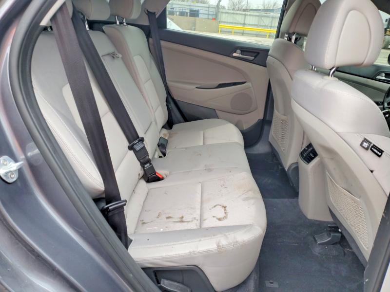 Photo 11 from auction – 2018 HYUNDAI TUCSON VAL with VIN KM8J3CA28JU754654