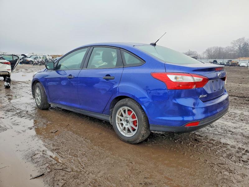Photo 2 from auction – 2012 FORD FOCUS S with VIN 1FAHP3E22CL255087