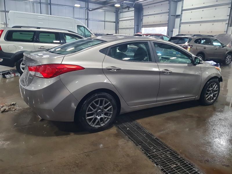 Photo 3 from auction – 2011 HYUNDAI ELANTRA with VIN 5NPDH4AEXBH017700