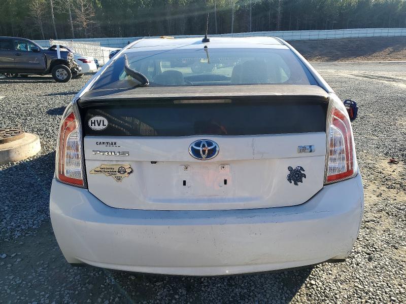 Photo 6 from auction – 2014 TOYOTA PRIUS with VIN JTDKN3DU0E1736155