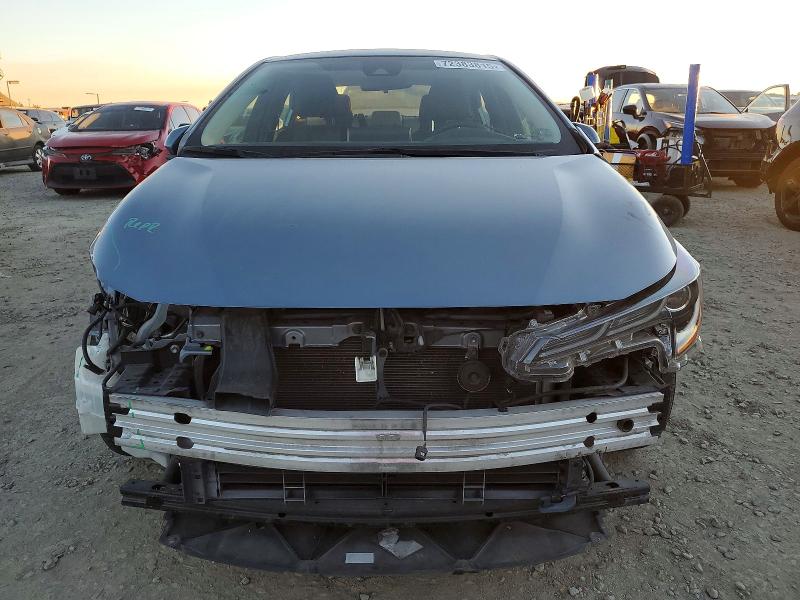 Photo 5 from auction – 2021 TOYOTA COROLLA LE with VIN JTDEAMDE4MJ029596