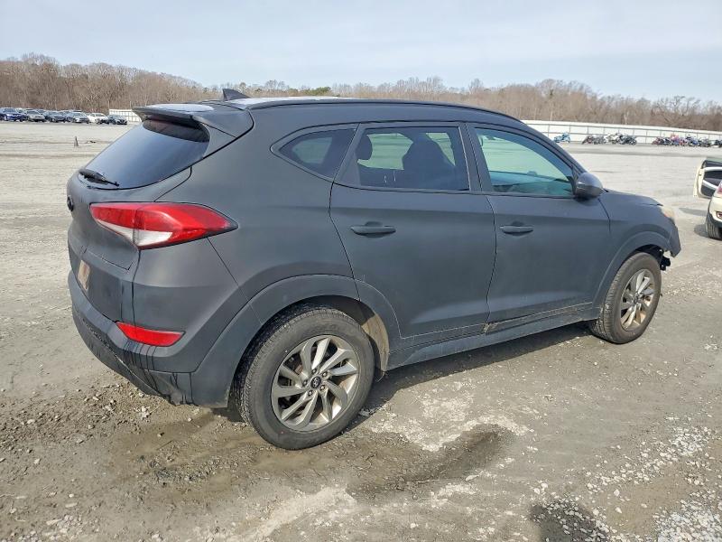 Photo 3 from auction – 2018 HYUNDAI TUCSON with VIN KM8J33A45JU619892