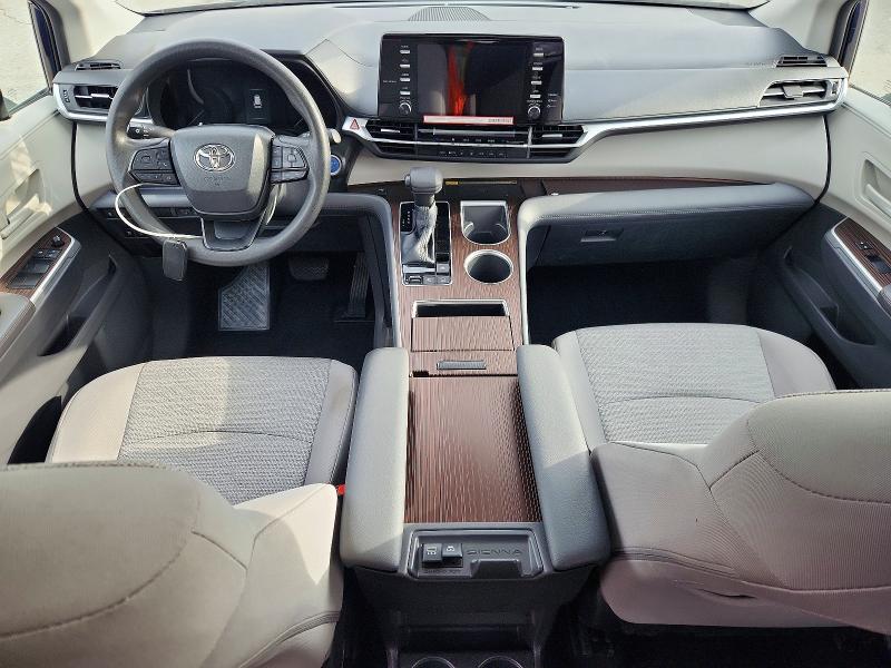 Photo 8 from auction – 2022 TOYOTA SIENNA with VIN 5TDBRKEC3NS131814