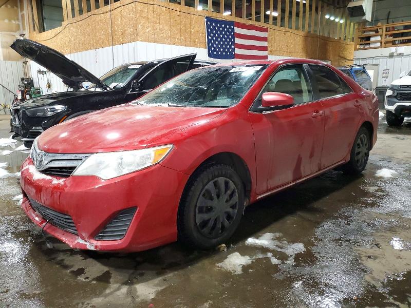 TOYOTA CAMRY BASE 2012 مع رقم تعريف المركبة 4T1BF1FK6CU567943 - صورة من المزاد