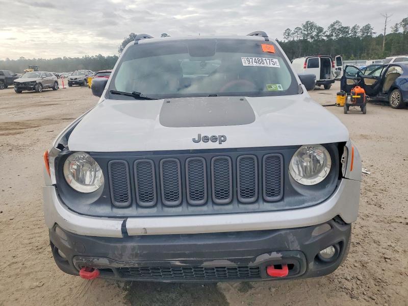 Photo 5 from auction – 2016 JEEP RENEGADE T with VIN ZACCJBCT5GPC85830