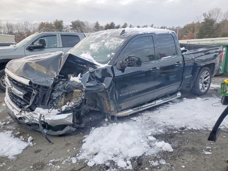 CHEVROLET SILVERADO 2017 with VIN 1GCVKREC1HZ143554 - Photo from auction