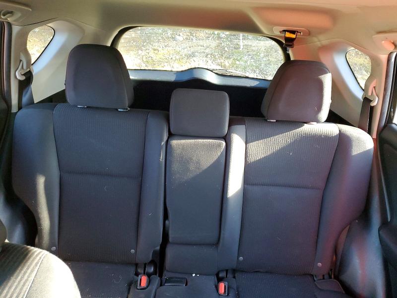 Photo 10 from auction – 2016 TOYOTA RAV4 LE with VIN 2T3BFREV8GW472792