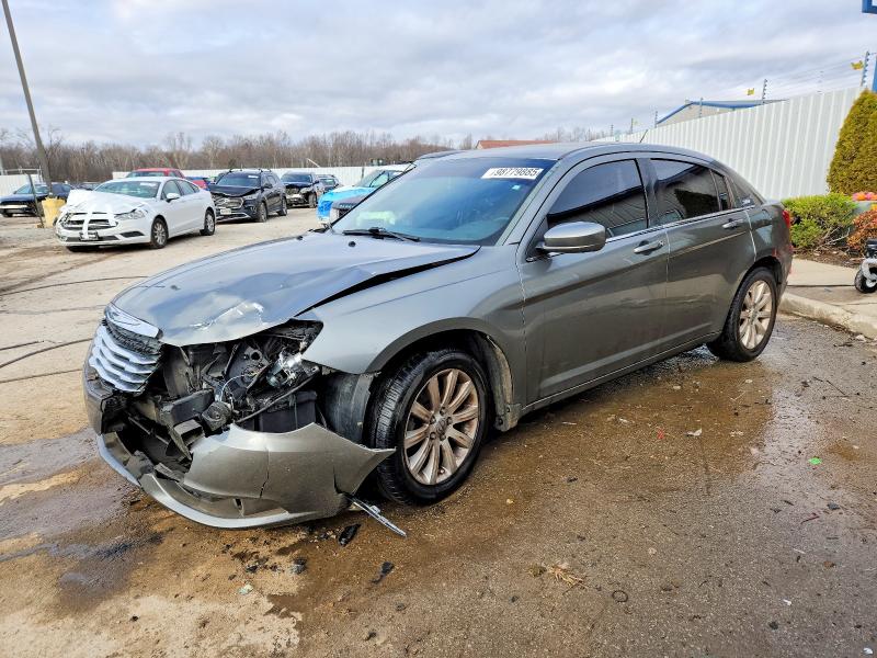 CHRYSLER 200 TOURIN 2013 with VIN 1C3CCBBB3DN602225 - Photo from auction