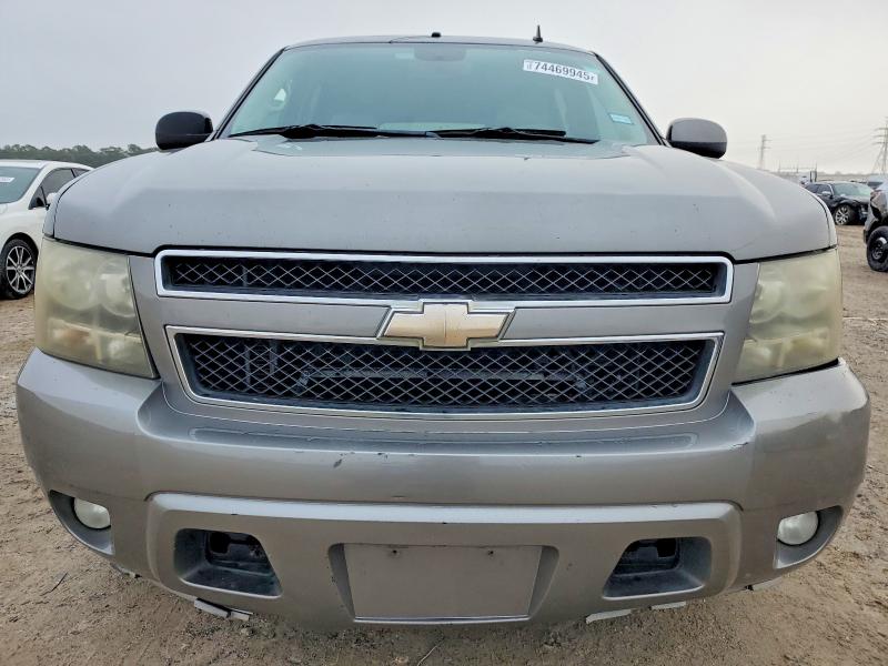 Photo 5 from auction – 2008 CHEVROLET SUBURBAN C with VIN 1GNFC16J28J232913