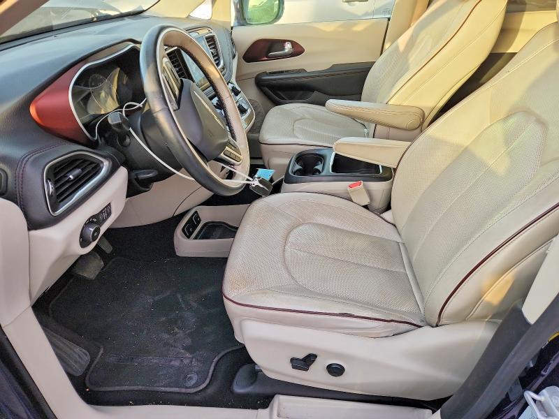 Photo 7 from auction – 2017 CHRYSLER PACIFICA L with VIN 2C4RC1GG3HR533260