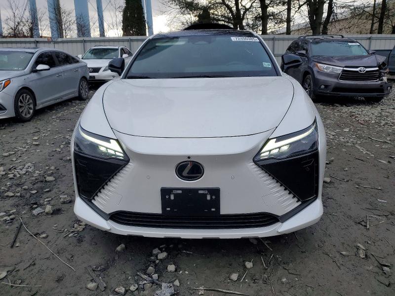 Photo 5 from auction – 2023 LEXUS RZ 450E with VIN JTJAAAAB2PA007377