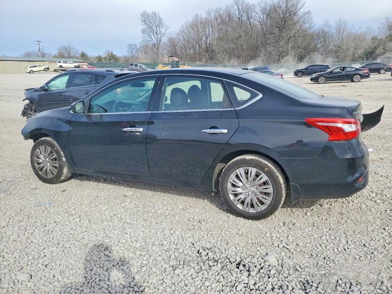 Photo 2 from auction – 2017 NISSAN SENTRA with VIN 3N1AB7AP5HY340090