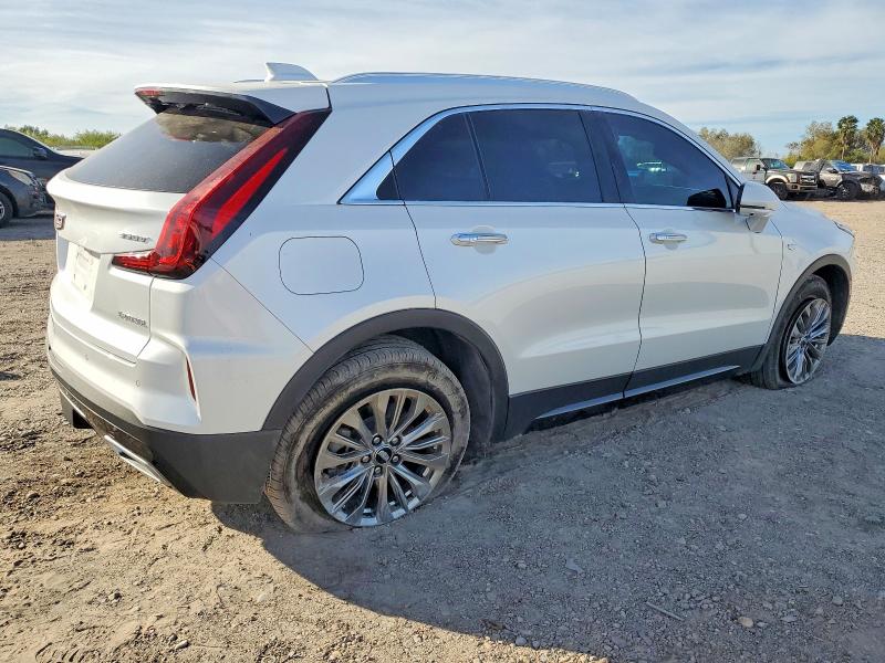 Foto 3 de la subasta – 2025 CADILLAC XT4 PREMIU con VIN 1GYFZDR49SF145450