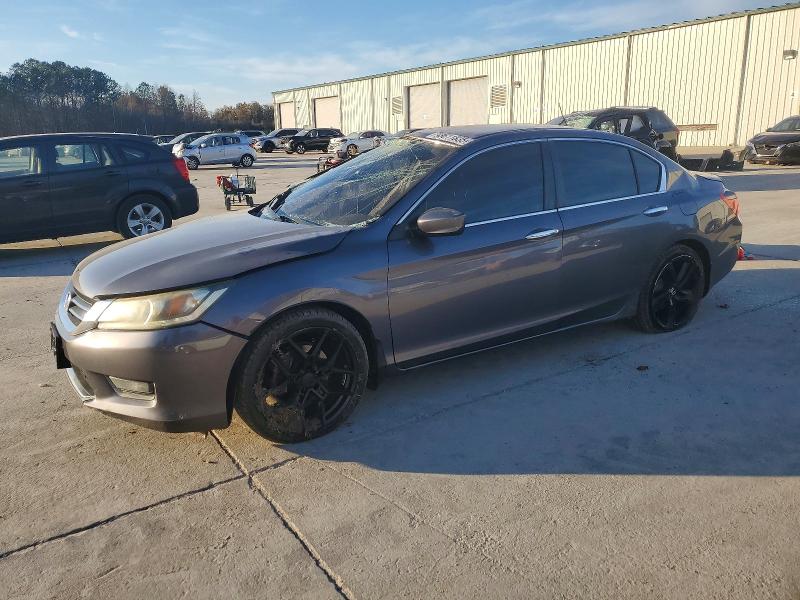 Photo 1 from auction – 2014 HONDA ACCORD SPO with VIN 1HGCR2F54EA212615