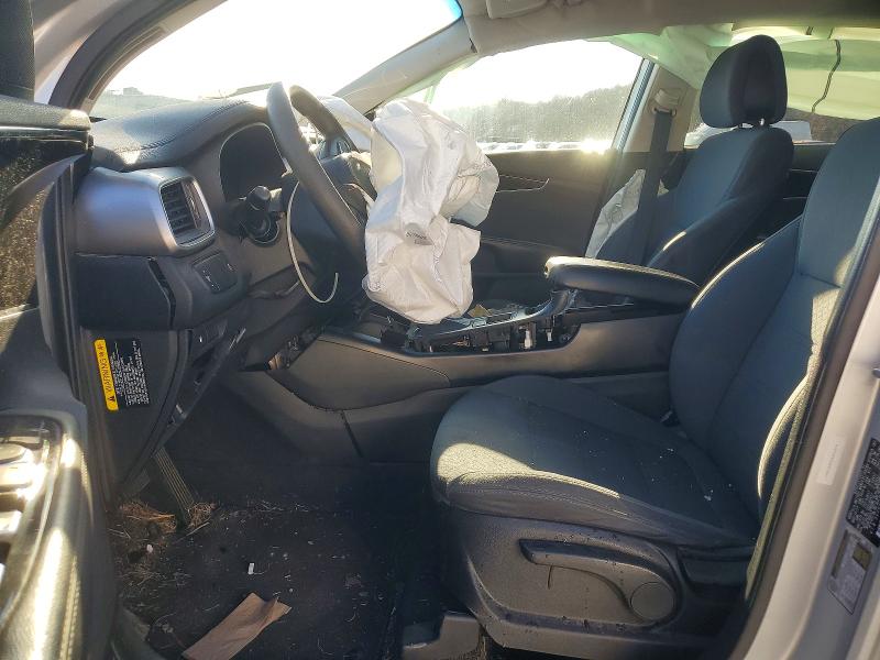 Photo 7 from auction – 2016 KIA SORENTO with VIN 5XYPG4A30GG038617