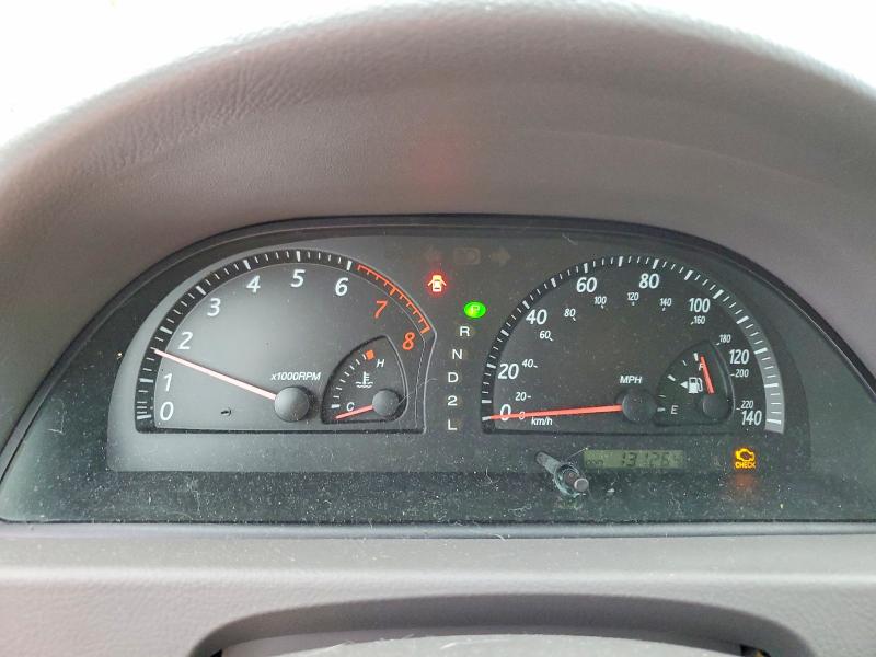 Photo 9 from auction – 2002 TOYOTA CAMRY with VIN 4T1BE32K82U551519