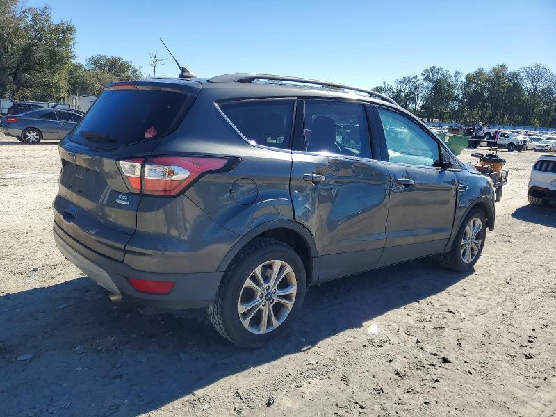 Photo 3 from auction – 2018 FORD ESCAPE SEL with VIN 1FMCU0HDXJUD07061
