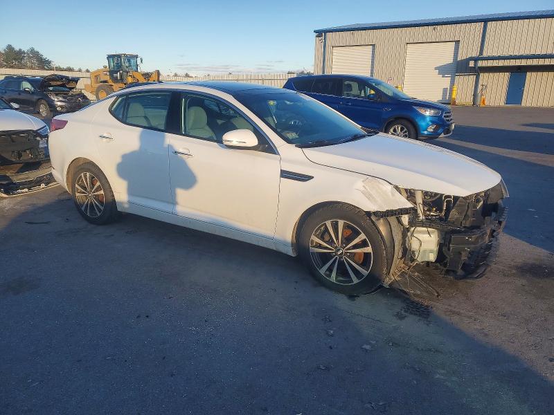 Photo 4 from auction – 2013 KIA OPTIMA EX with VIN 5XXGN4A71DG120736