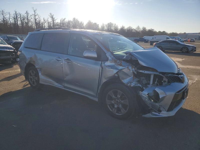 Photo 4 from auction – 2020 TOYOTA SIENNA SE with VIN 5TDEZ3DC5LS234492