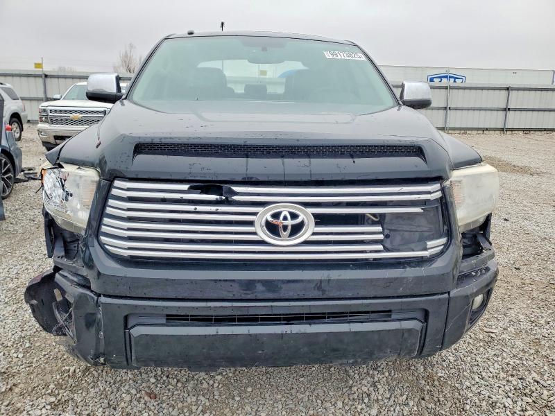 Photo 5 from auction – 2015 TOYOTA TUNDRA with VIN 5TFAW5F11FX442091