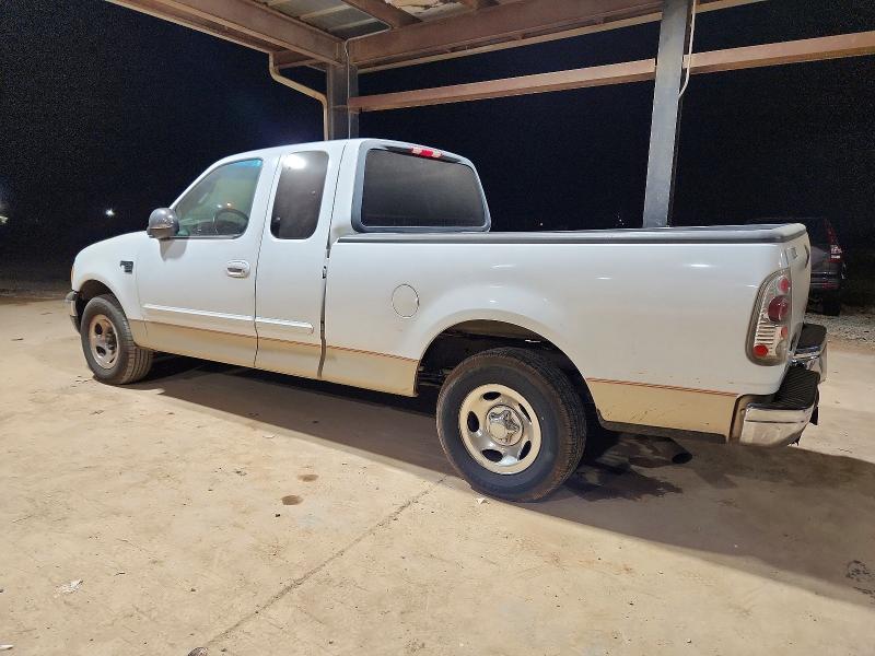 Photo 2 from auction – 2000 FORD F150 with VIN 1FTRX17W6YNB93630