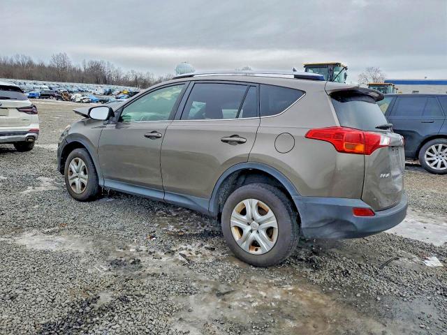 Photo 2 from auction – 2014 TOYOTA RAV4 LE with VIN JTMBFREV6ED068593