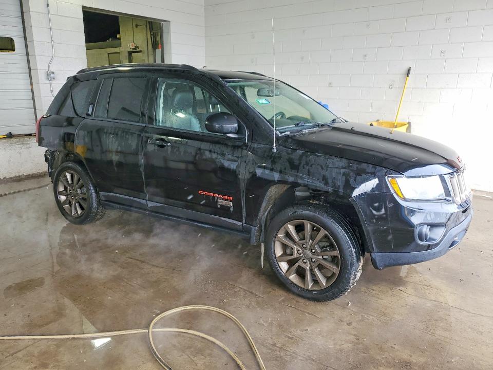 Photo 4 from auction – 2016 JEEP COMPASS with VIN 1C4NJDBB9GD775795