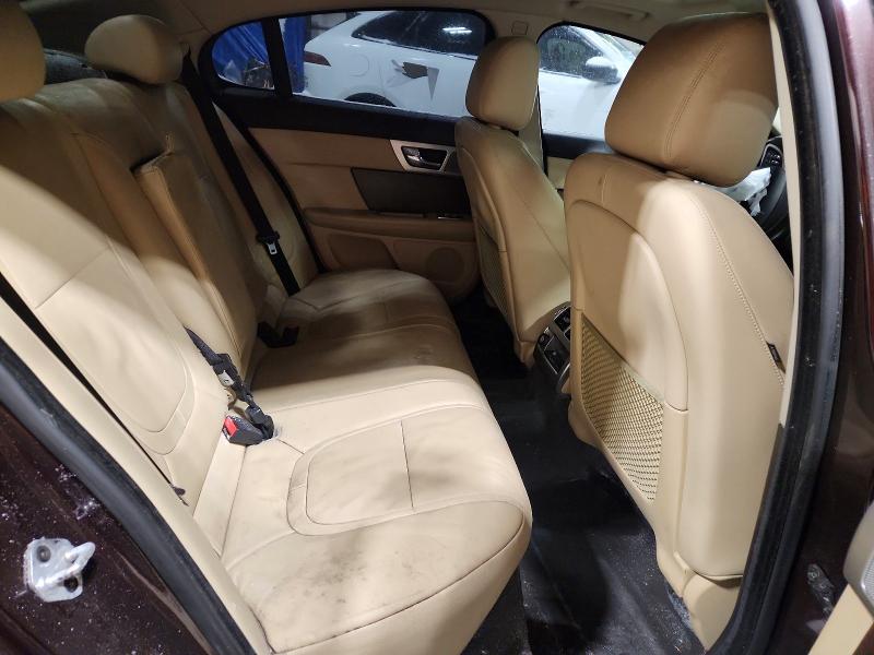 Photo 10 from auction – 2015 JAGUAR XF with VIN SAJXJ0EF2F8U68266