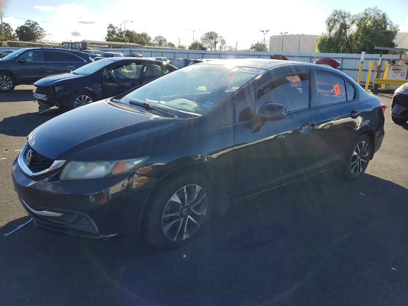 HONDA CIVIC 2013 مع رقم تعريف المركبة 19XFB2F82DE001306 - صورة من المزاد